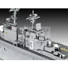 Revell Assault Carrier USS WASP CLASS 1:700 hajó makett 05178R