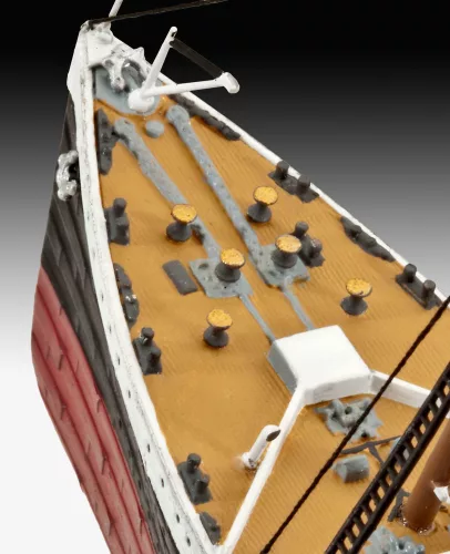 Revell R.M.S. Titanic – 1:700 hajó makett