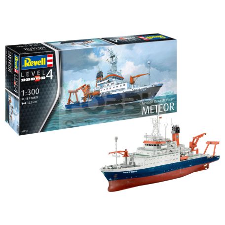 Revell German Research Vessel Meteor 1:300 hajó makett 05218R