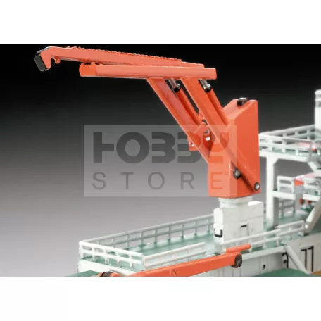 Revell German Research Vessel Meteor 1:300 hajó makett 05218R