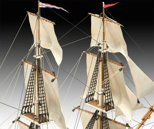 Revell HMS Beagle – 1:96 vitorláshajó makett