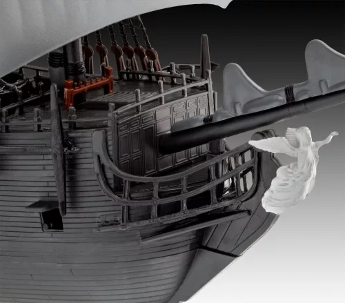 Revell Black Pearl – 1:150 vitorláshajó makett