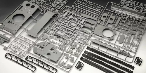 Revell Gift Set 70 Years Bundeswehr: Leopard 2 A6A2 (Exclusive Edition) – 1:35 harckocsi makett