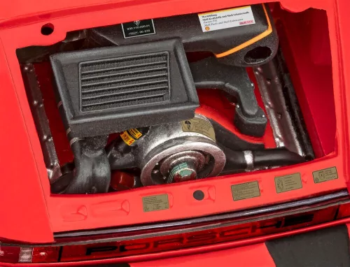 Revell Gift Set Porsche 911 Turbo (50th Anniversary) – 1:24 autó makett