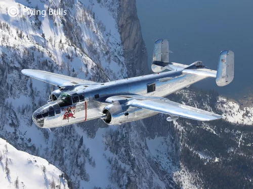 Revell Gift Set North American B-25J Mitchell – 1:48 repülőgép makett