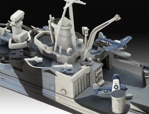 Revell Gift Set Pacific Warriors (USS Fletcher & USS Indianapolis) – 1:700 hadihajó makett szett