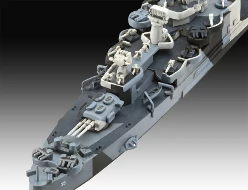Revell Gift Set Pacific Warriors (USS Fletcher & USS Indianapolis) – 1:700 hadihajó makett szett