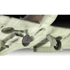 Revell Gift Set Spitfire Mk.V Iron Maiden 1:32 repülő makett 05688R