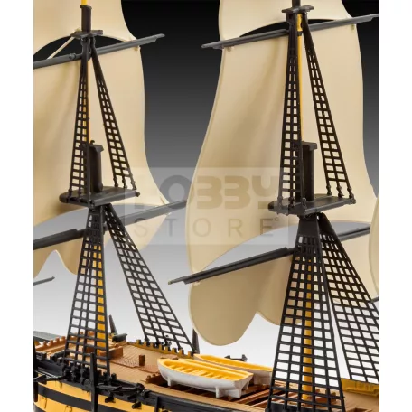 Revell HMS Victory 1:450 hajó makett 05819R