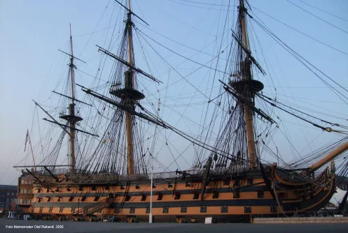 Revell HMS Victory – 1:450 vitorláshajó makett