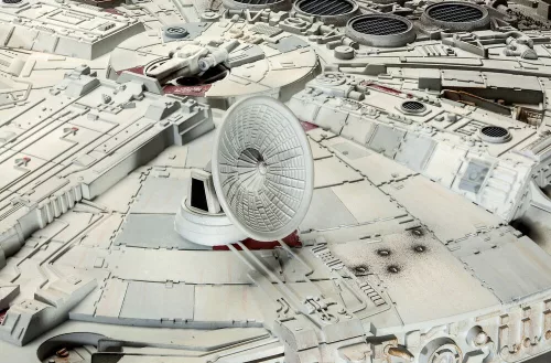 Revell Millennium Falcon – 1:72 űrhajó makett