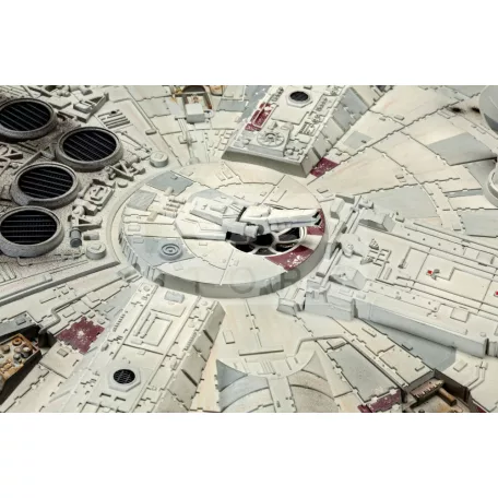 Revell Star Wars Millenium Falcon 1:72 űrhajó makett 06718R