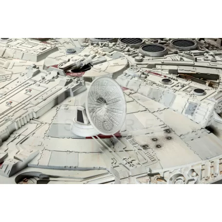 Revell Star Wars Millenium Falcon 1:72 űrhajó makett 06718R