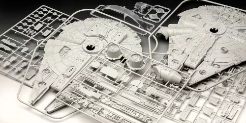 Revell Millennium Falcon – 1:72 űrhajó makett