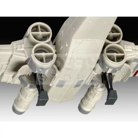 Revell Star Wars X-wing Fighter 1:57 űrhajó makett 06779R