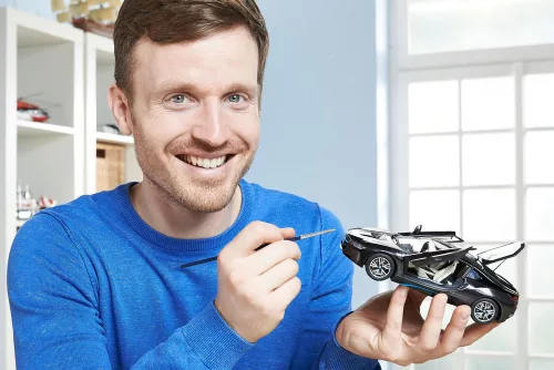 Revell BMW i8 – 1:24 autó makett