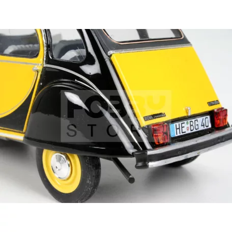 Revell Citroen 2CV Charleston 1:24 autó makett 07095R