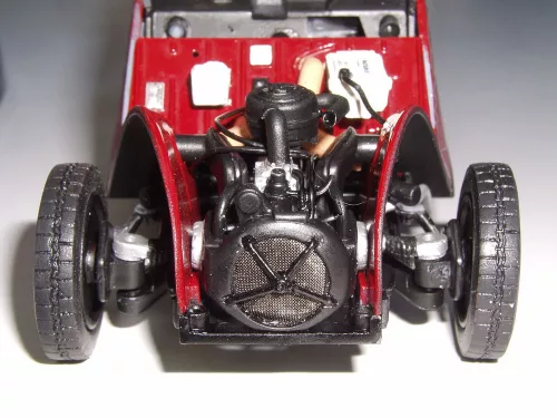Revell Citroen 2CV Charleston – 1:24 autó makett