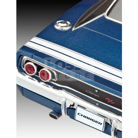 Revell 1968 Dodge Charger R/T 1:25 autó makett 07188R