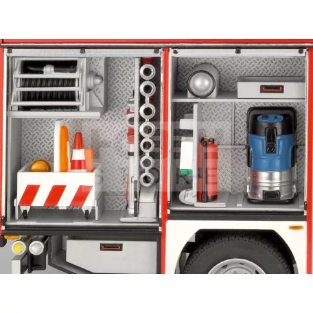 Revell Schlingmann HLF 20 VARUS 4x4 1:24 autó makett 04752R