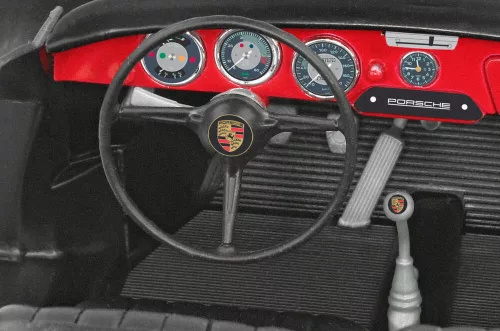 Revell Porsche 356B Coupé (75 Years of Plastic Modelling) – 1:16 autó makett