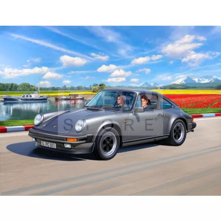 Revell Porsche 911 G Model Coupé 1:24 autó makett 07688R