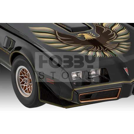 Revell Pontiac Firebird Trans Am 1:8 autó makett 07710R