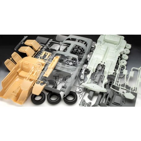 Revell Pontiac Firebird Trans Am 1:8 autó makett 07710R