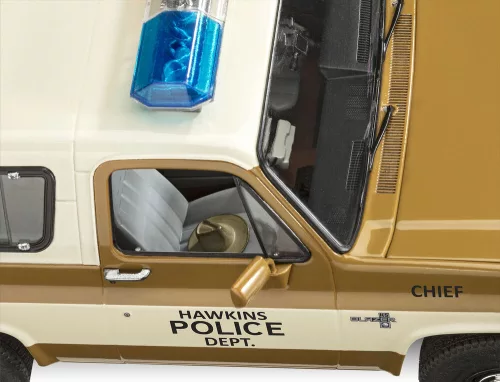 Revell Stranger Things 1985 Chevrolet K5 Blazer – 1:25 autó makett