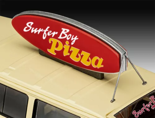 Revell Stranger Things VW T3 Bus Surfer Boy – 1:25 kisbusz makett