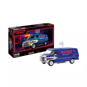 Revell Car Stranger Things – 1:25 autó makett