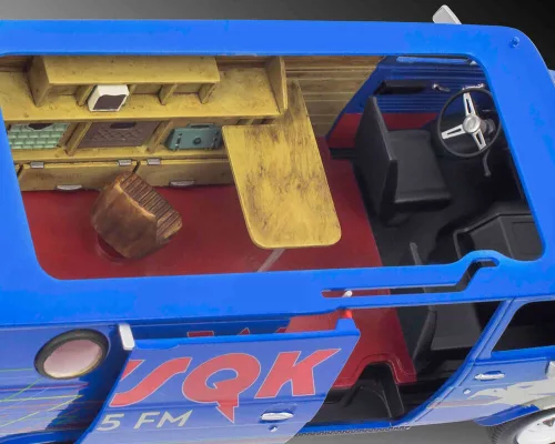 Revell Car Stranger Things – 1:25 autó makett