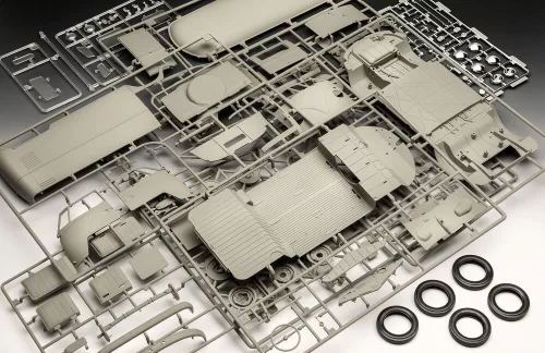 Revell VW T1 Panel Van - 75 Years of the VW T1 – 1:16 kisbusz makett