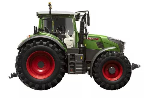 Revell Fendt 728 Vario – 1:20 traktor makett