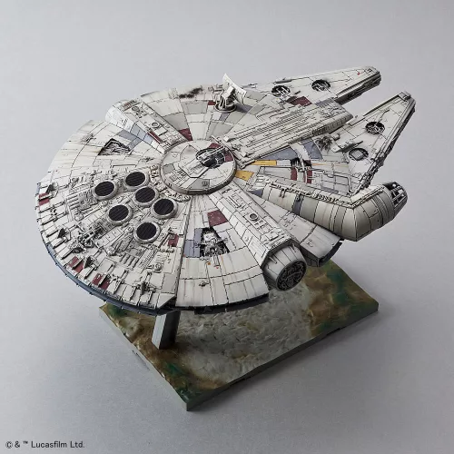 Revell Bandai Millennium Falcon – 1:144 űrhajó makett