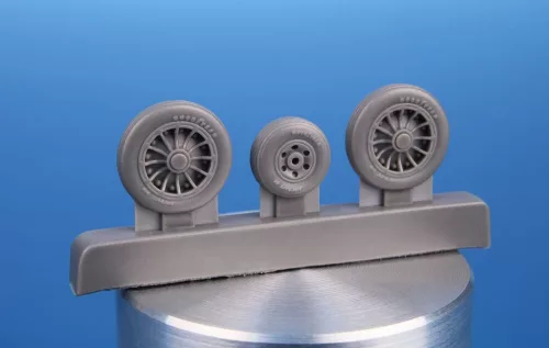 CMK F9F Cougar Correction Wheels for Kitty Hawk kits - korrekciós kerékkészlet