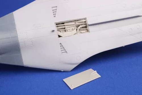 CMK F-111A Open Electronics Boxes  for Italeri - nyitott elektronikai rekeszek