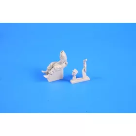 CMK WW II German Hetzer Crewmember – figura makett