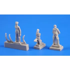   CMK Czechoslovak pilot (1 fig)and mechanic 2 – figura makett