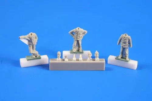 CMK U-boat U-IX-Crew returning from a cruise – 1:72 figura (129-F72248) makett