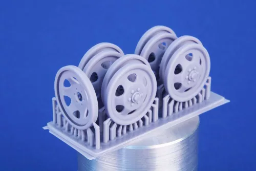 CMK Raupenschlepper Ost RSO Road Wheels for Miniart - futókerekek