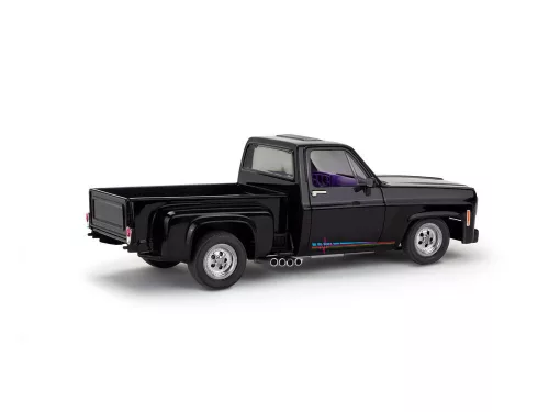 Revell '77 Chevy Street Pickup – 1:25 pickup makett