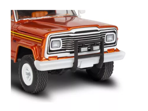 Revell Jeep J-10 pickup with camper – 1:24 pickup makett