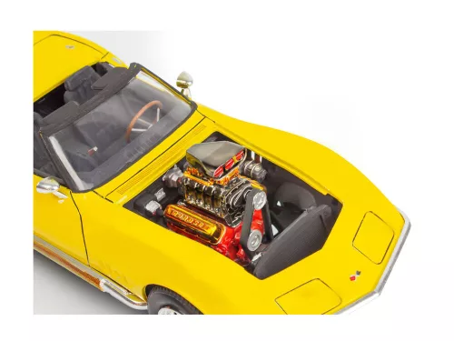 Revell '68 Corvette L-88 Roadster – 1:25 autó makett
