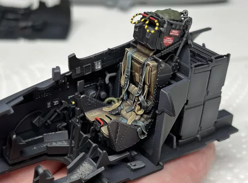 Art Scale Kit Ejection Seat - M.B Mk.2E with seat belts, with survival pack for Revell - M.B. Mk.2E katapultülés biztonsági övekkel, túlélőcsomaggal