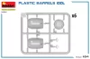 MiniArt Plastic Barrels 100L – 1:24 dioráma-kiegészítő