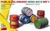 MiniArt Fuel & Oil Drums 1930-50's Set 1 (German Type) – 1:24 dioráma-kiegészítő