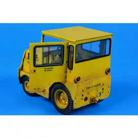   Aerobonus United Tractor GC340/SM-340 US Navy/DLA – földi kiszolgáló eszköz makett