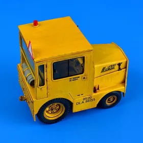   Aerobonus UNITED Tractor GC-340-4 A9 Cab-LPG – földi kiszolgáló eszköz makett