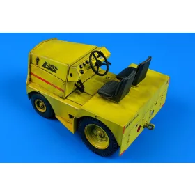   Aerobonus UNITED TRACTOR GC-340/SM340 tow tractor – földi kiszolgáló eszköz makett